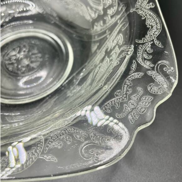 Vintage Depression Glass Madrid Pattern Bowl in Clear Glass. In Excellent Cond. - Picture 4 of 8